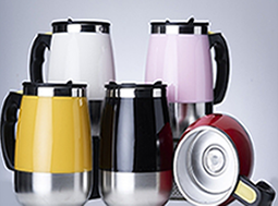 Caneca de inox parede dulpa, misturador a pilha, com tampa